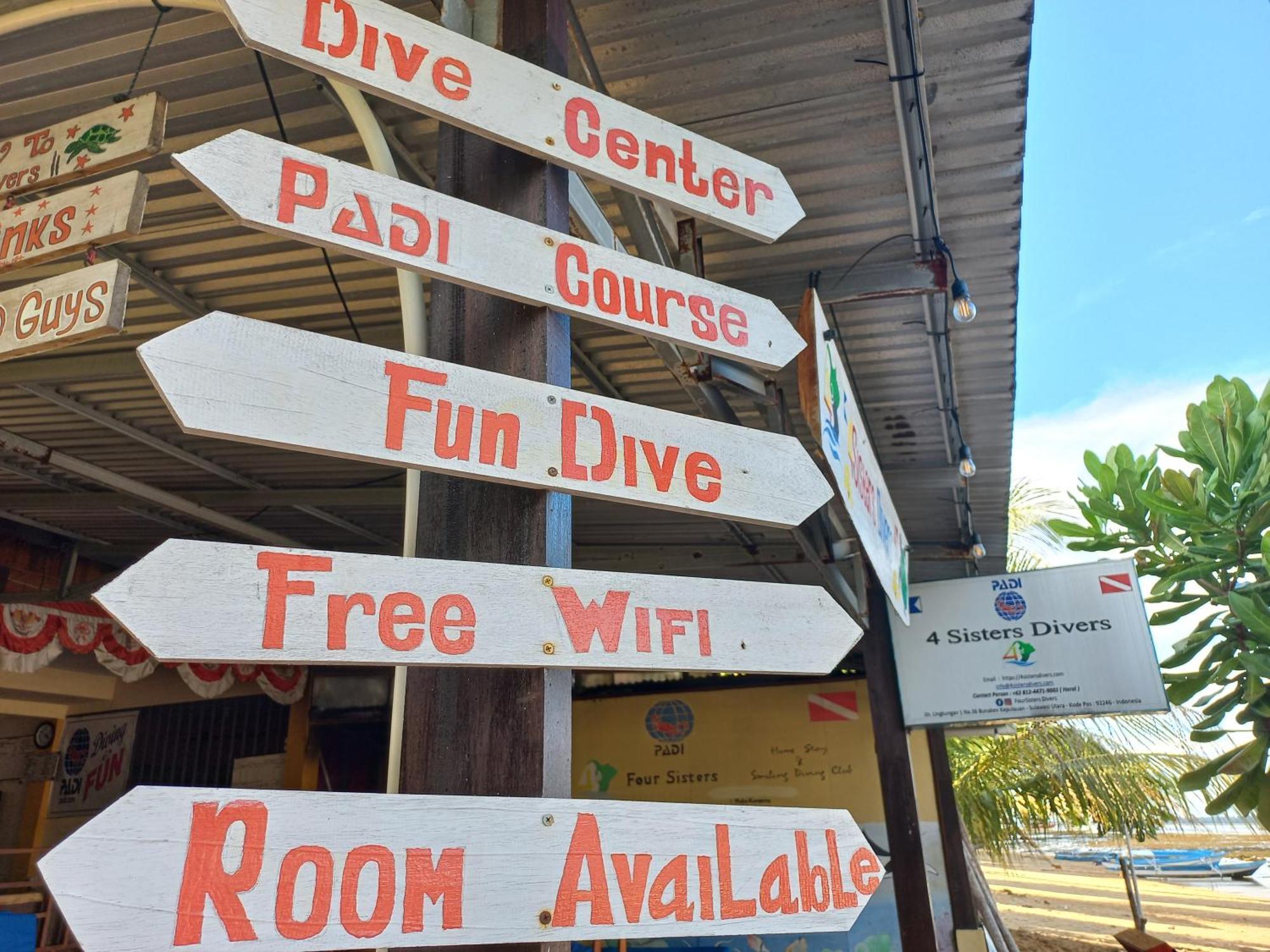 4 Sisters Divers Bunaken Exteriör bild