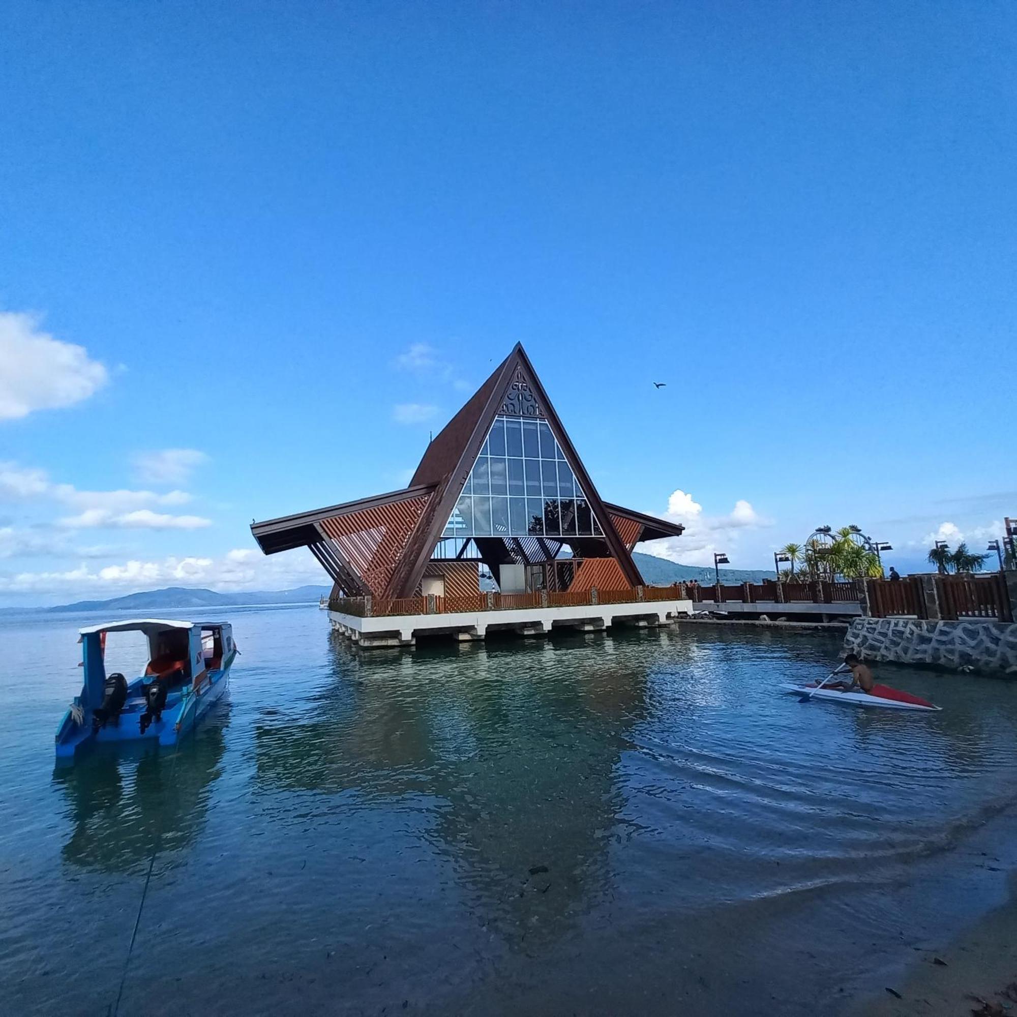 4 Sisters Divers Bunaken Exteriör bild