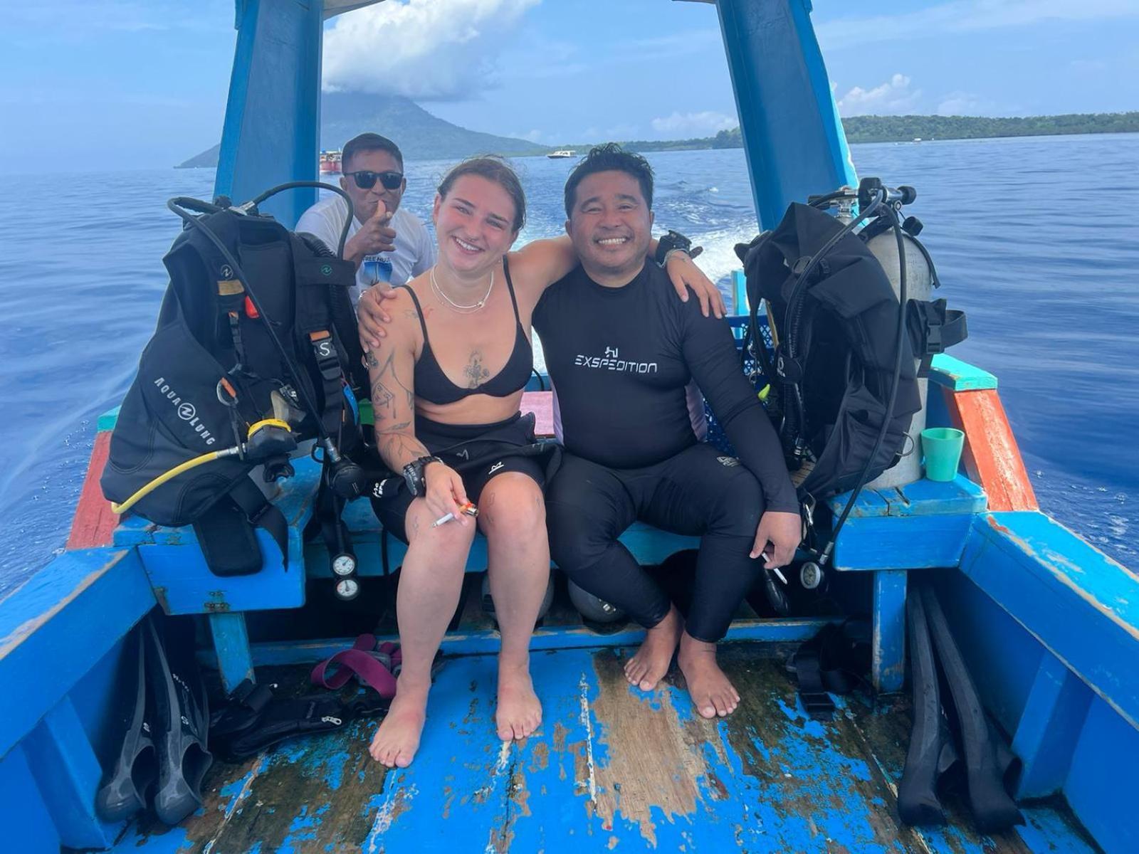 4 Sisters Divers Bunaken Exteriör bild