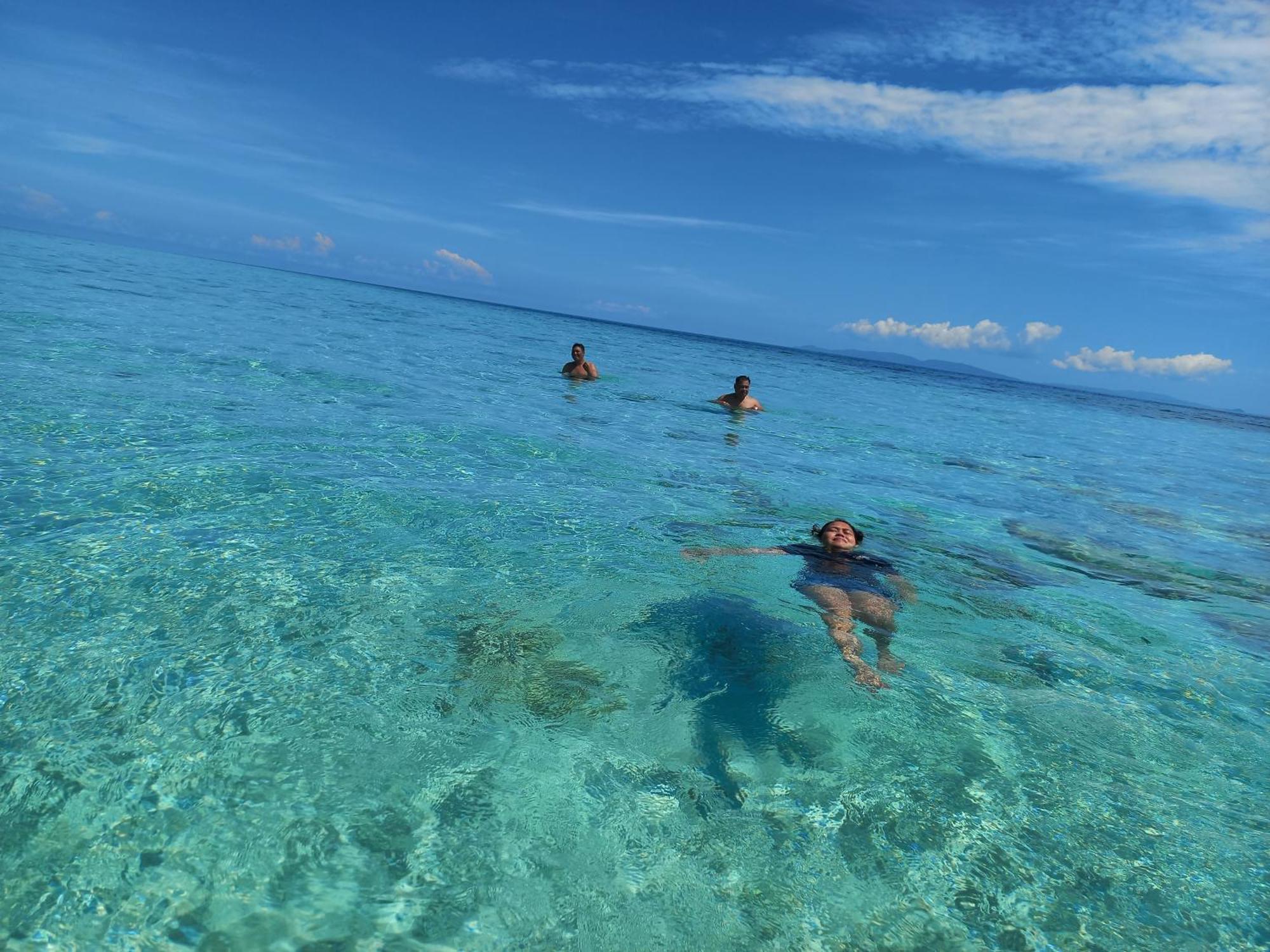 4 Sisters Divers Bunaken Exteriör bild